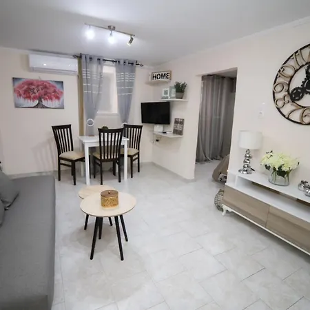 Corfu Old Town Alexandra's Corfu (city)