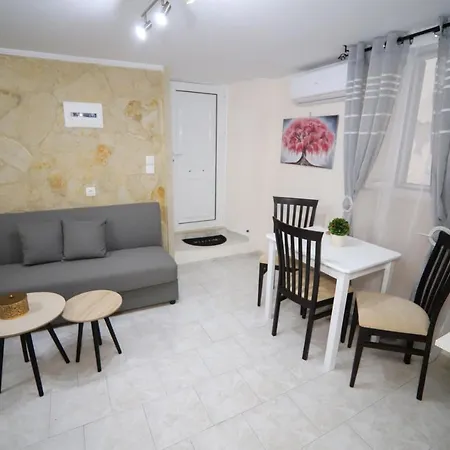 Corfu Old Town Alexandra's * Corfu (city)